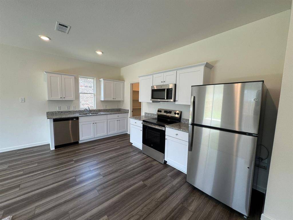 Fort Worth, TX 76179,4909 Mccoy Drive