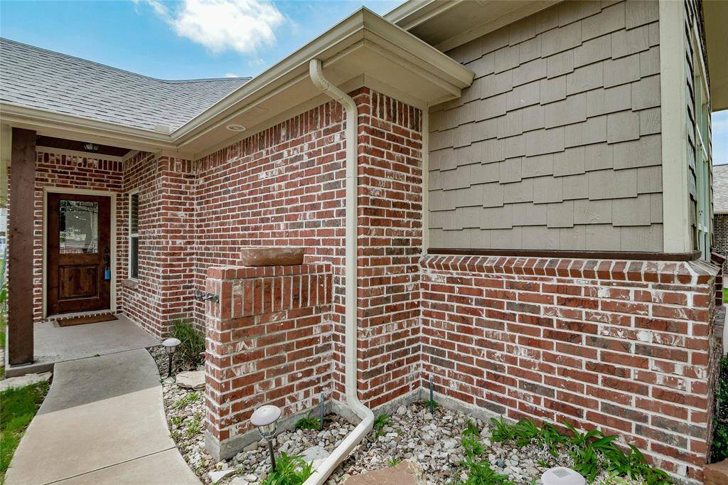 Granbury, TX 76049,202 Captains Court