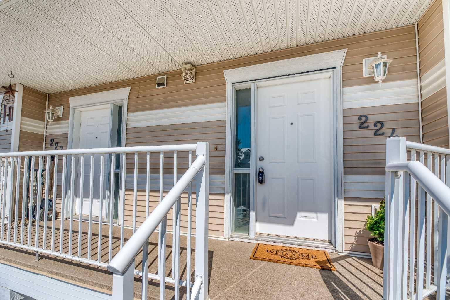 Strathmore, AB T1P 1W3,103 Strathaven DR #224