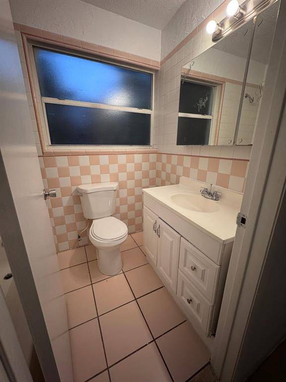 Pompano Beach, FL 33062,1161 NE 23rd Ter #3