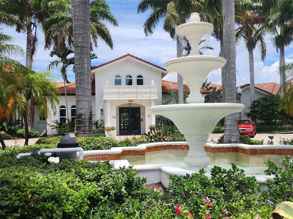 Boynton Beach, FL 33435,1021 Villa Ln #10201
