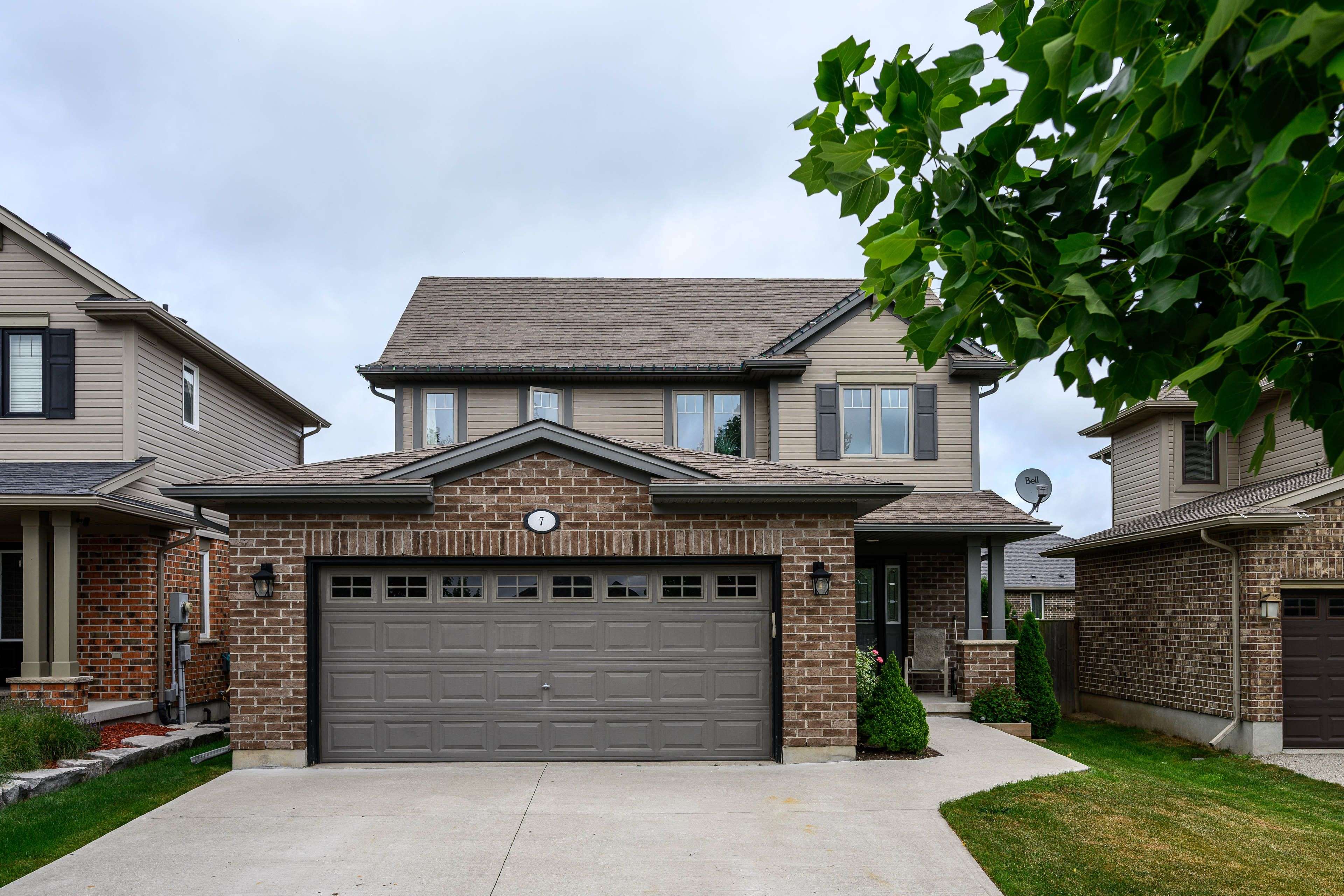 St. Thomas, ON N5P 0A9,7 AMBLESIDE DR