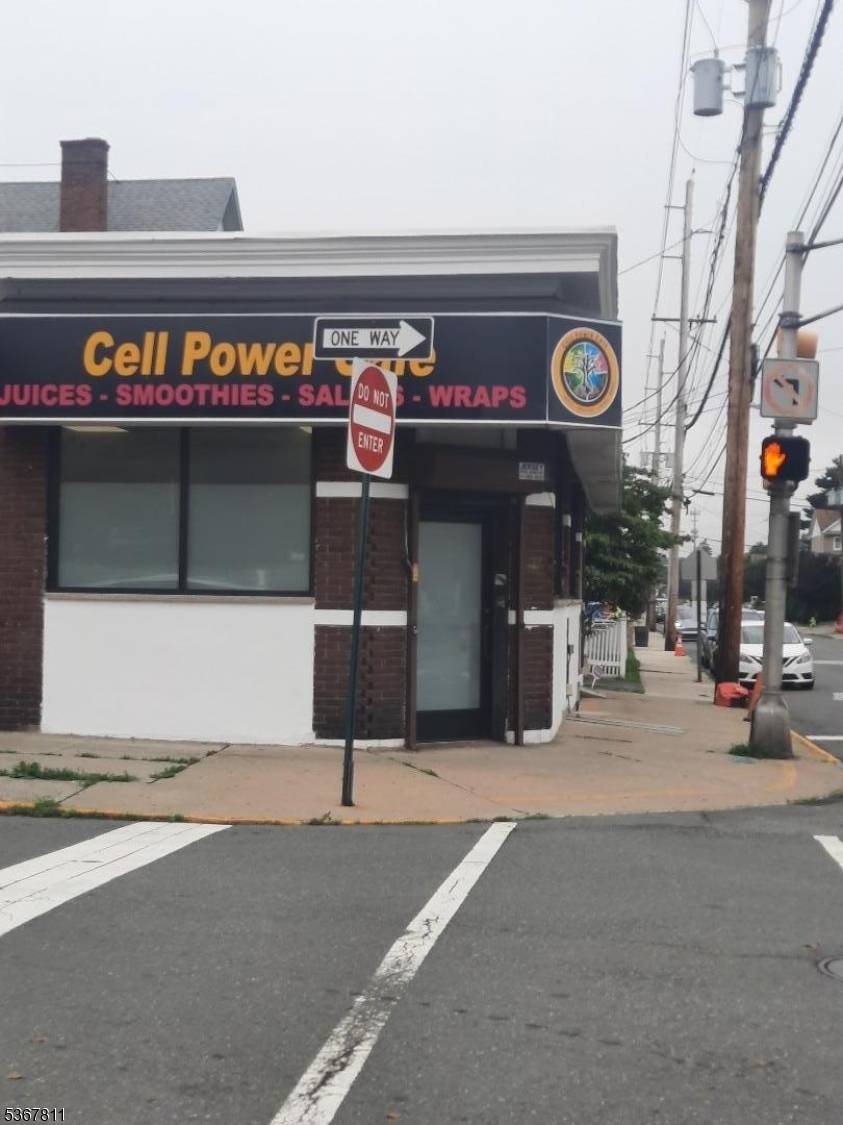 Bloomfield Twp., NJ 07003,129 Montgomery St