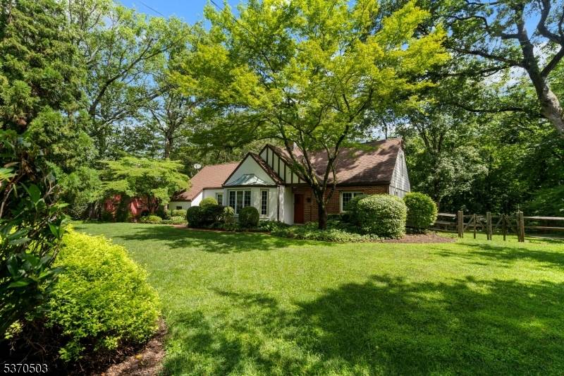 Bedminster Twp., NJ 07921,184 Hillside Ave