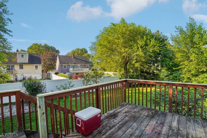 Little Ferry Boro, NJ 07643,1 Velock Dr