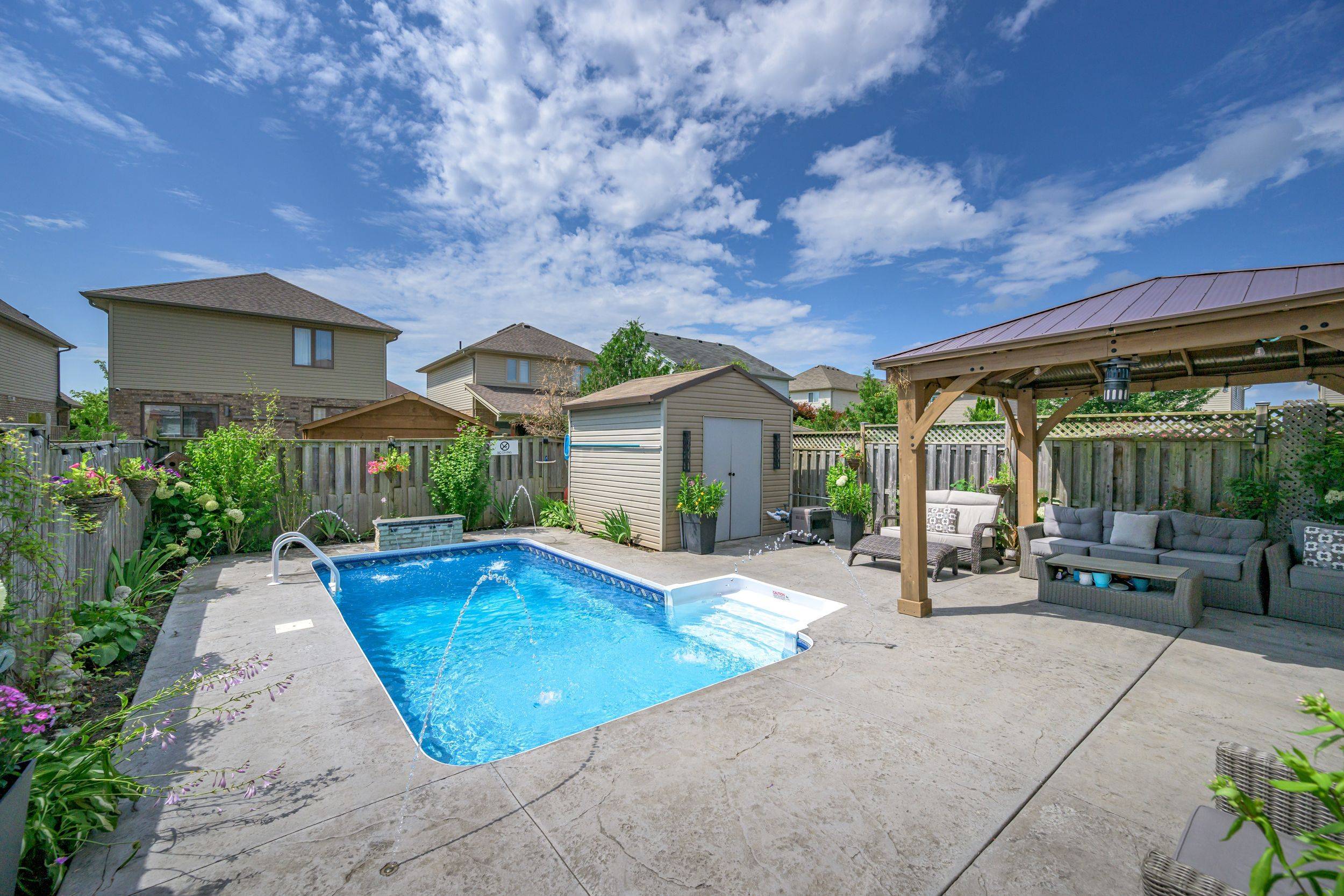 London South, ON N6L 0A9,2875 Lemieux WALK