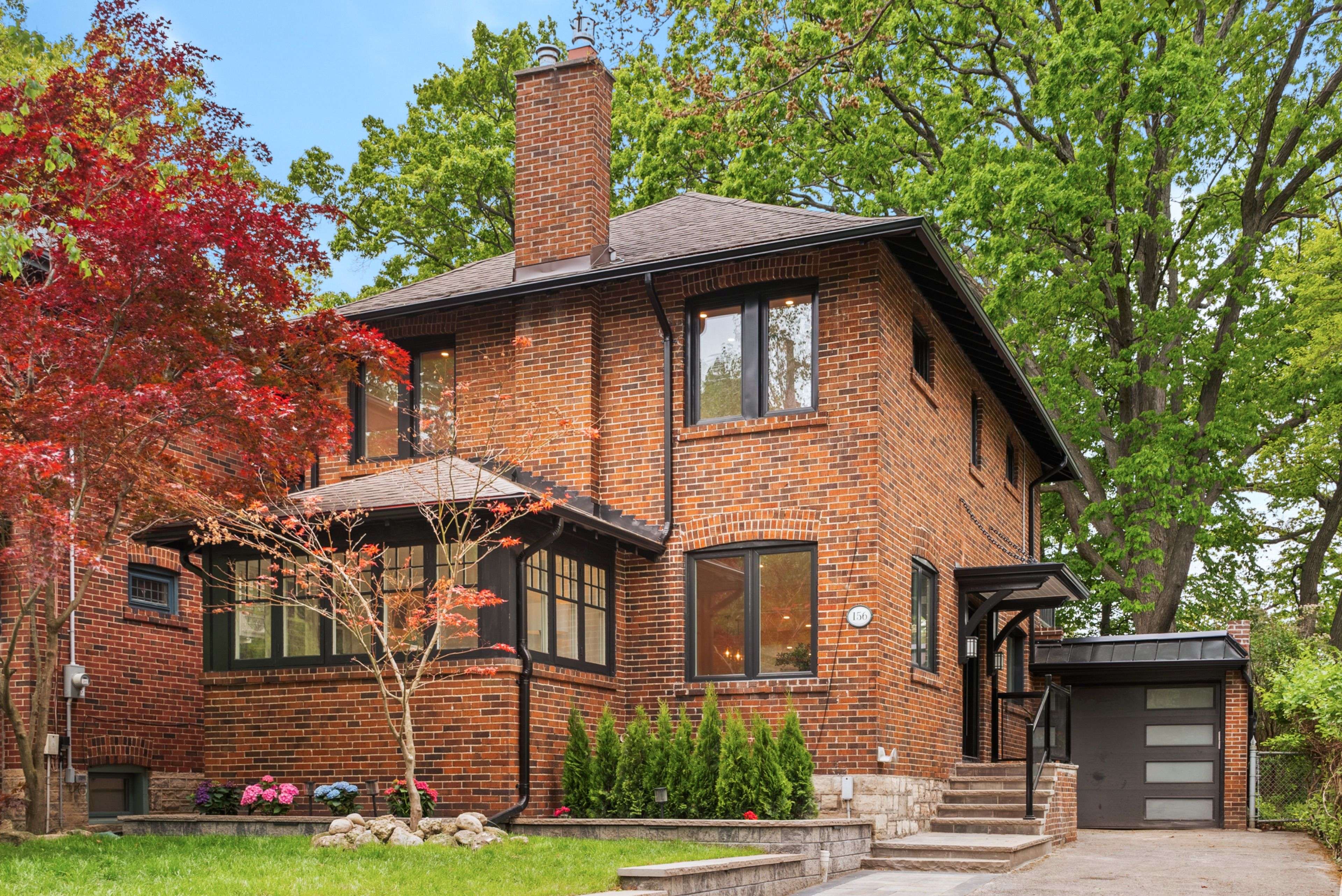 Toronto C09, ON M4T 2J7,156 Welland AVE