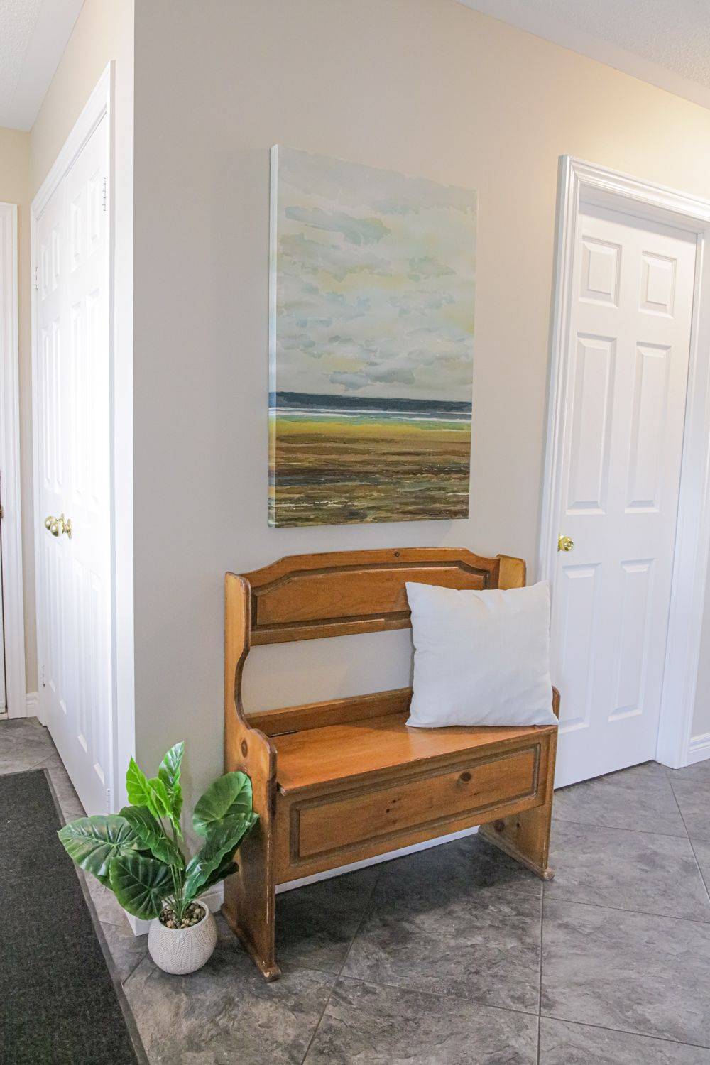 Kawartha Lakes, ON K9V 6J4,16 Wood CT