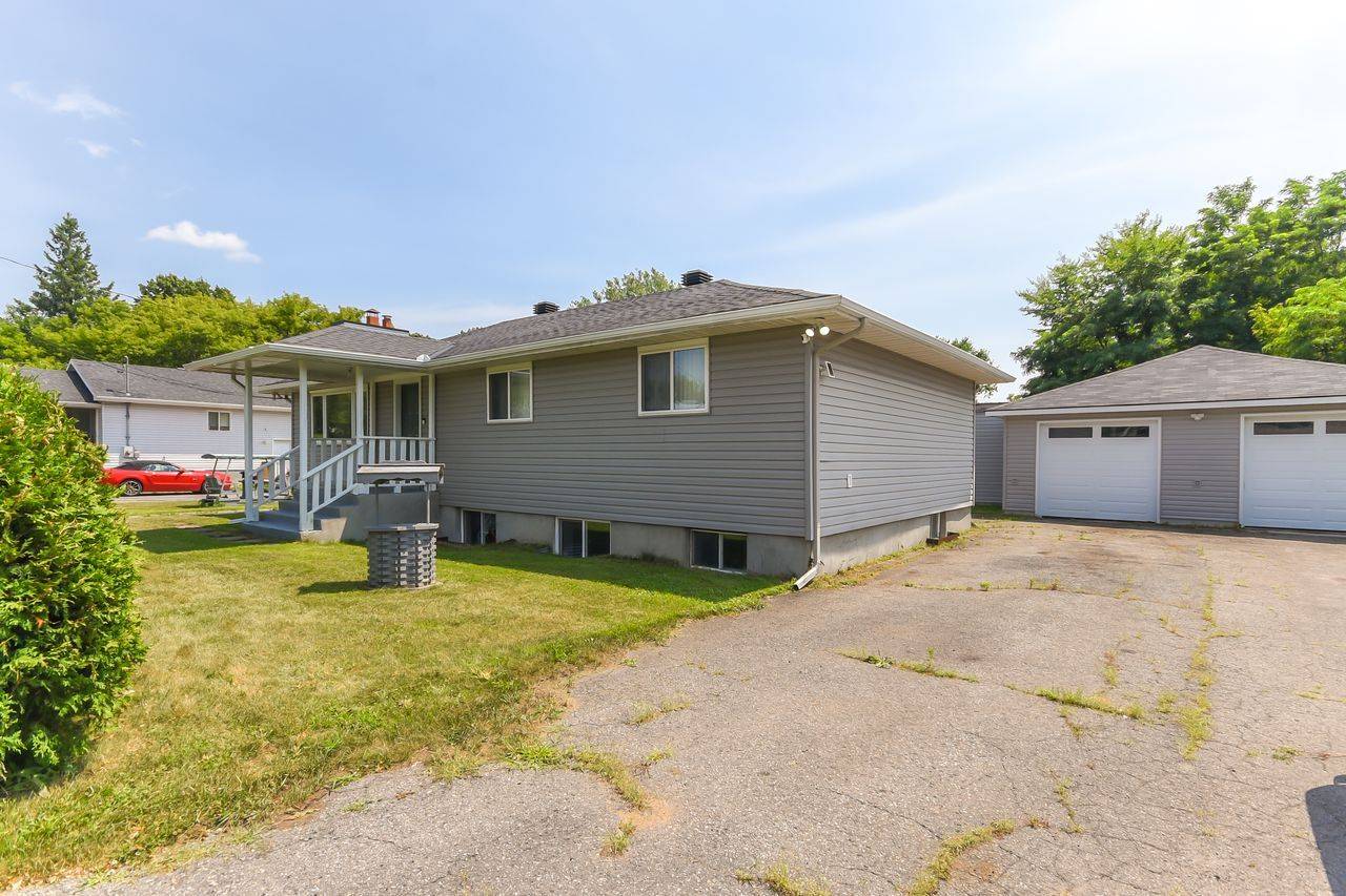 Greely - Metcalfe - Osgoode - Vernon And Area, ON K4P 1C2,7032 Mason ST