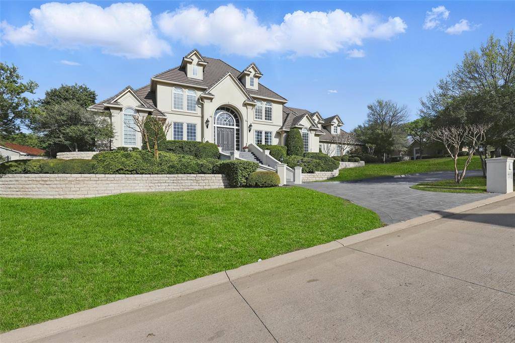Fort Worth, TX 76132,6800 Oak Hill Drive