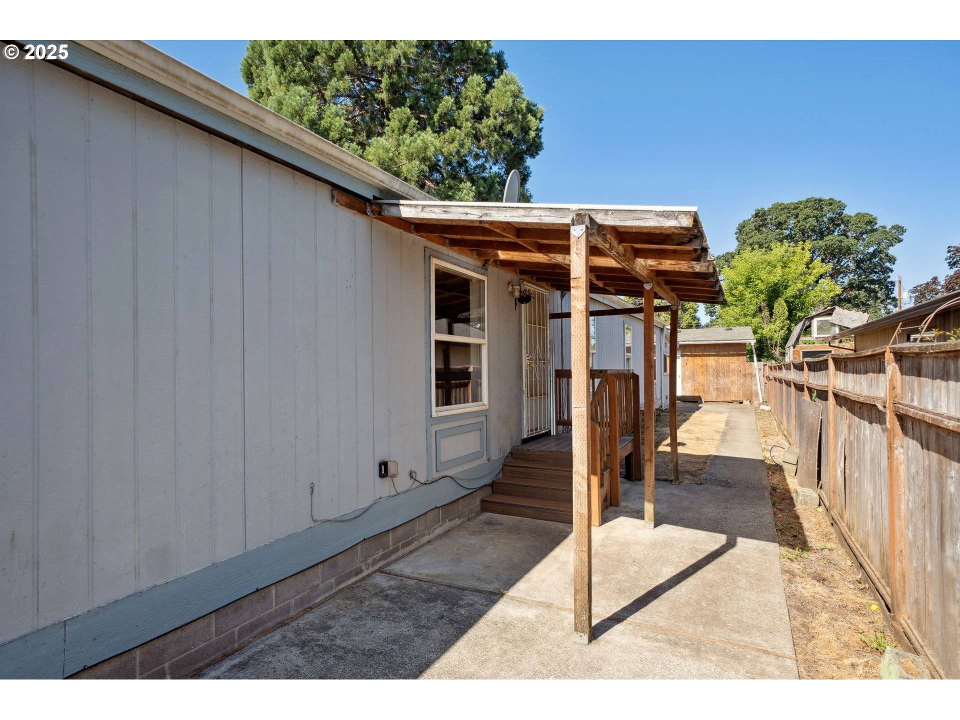 Estacada, OR 97023,241 NW WADE ST