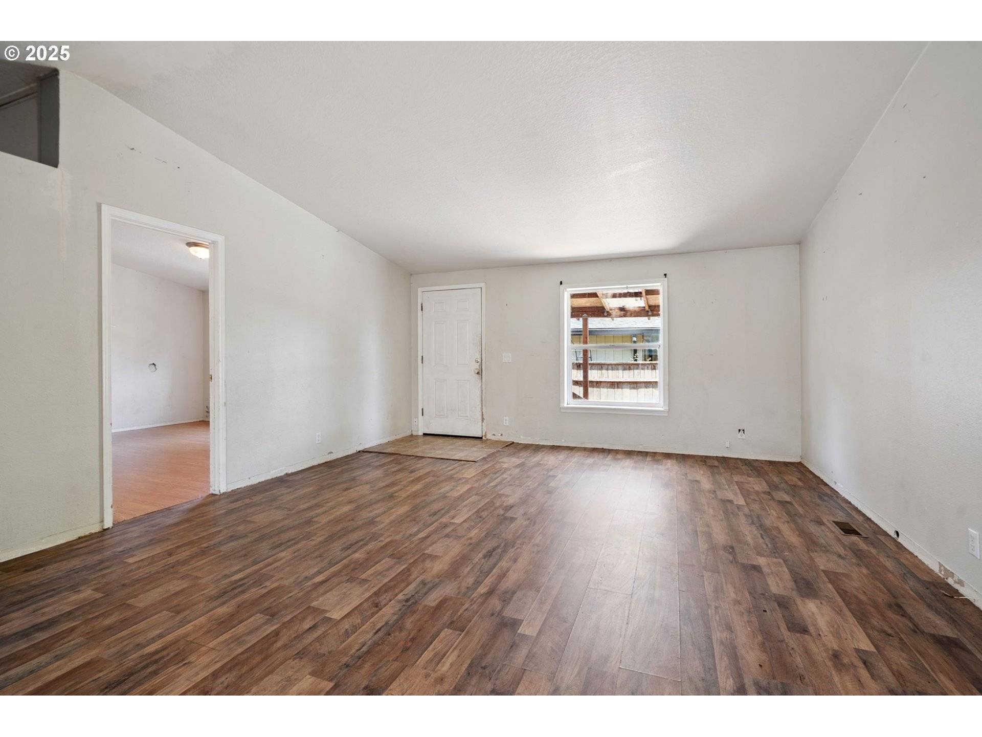 Estacada, OR 97023,241 NW WADE ST