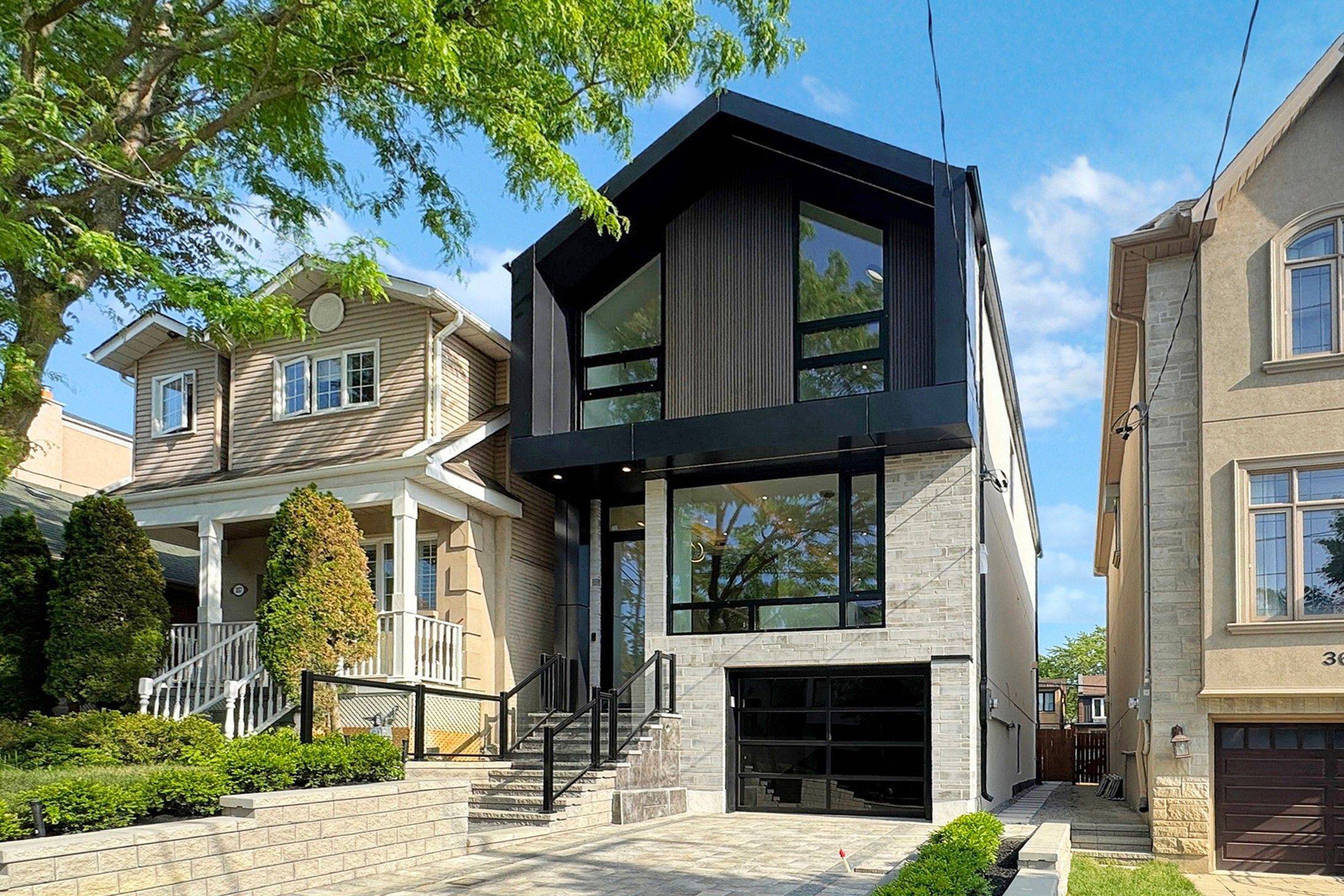 Toronto C04, ON M5M 1N2,359 Cranbrooke AVE