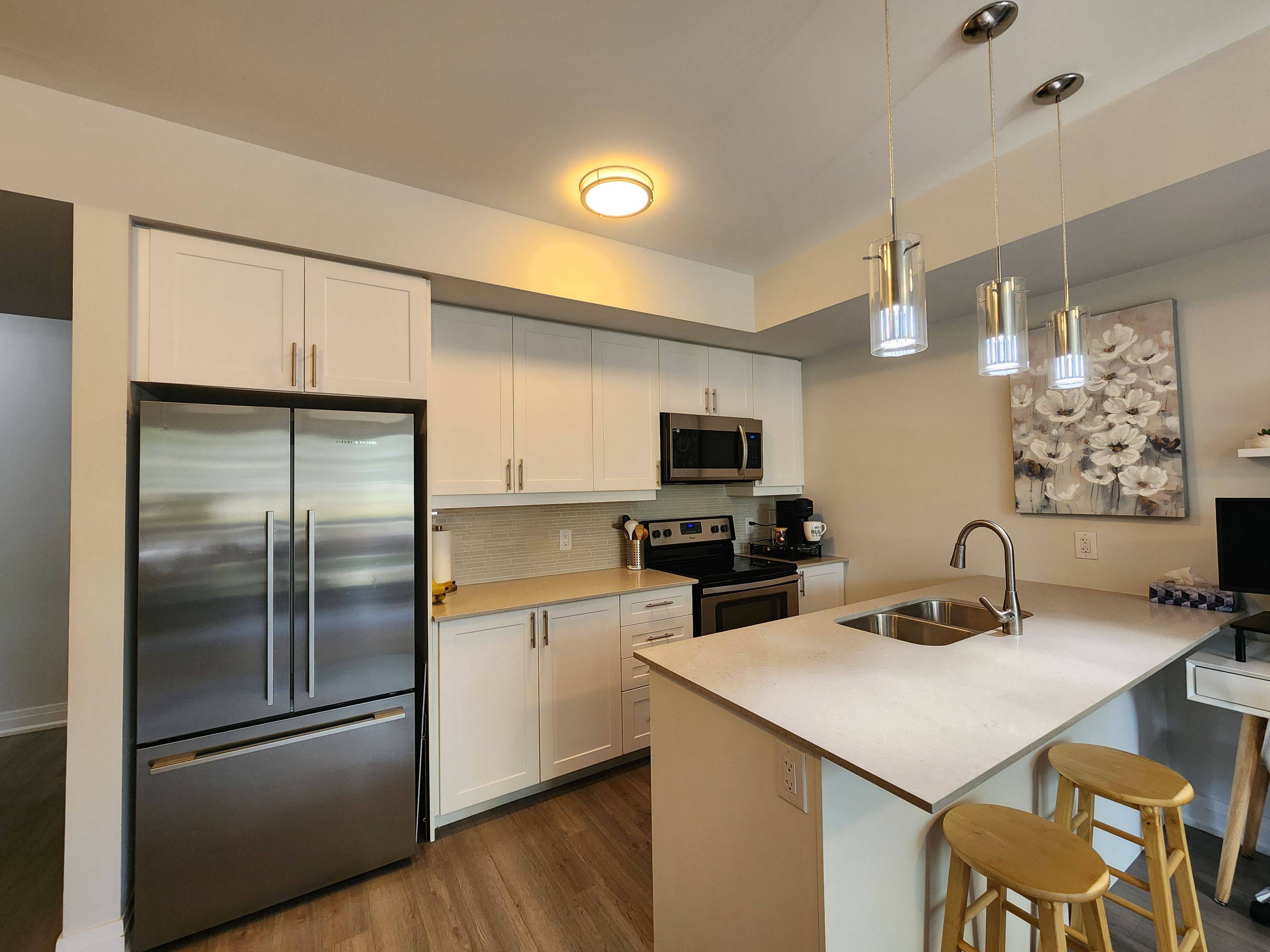 Milton, ON L9T 9K6,1206 Main ST E #104