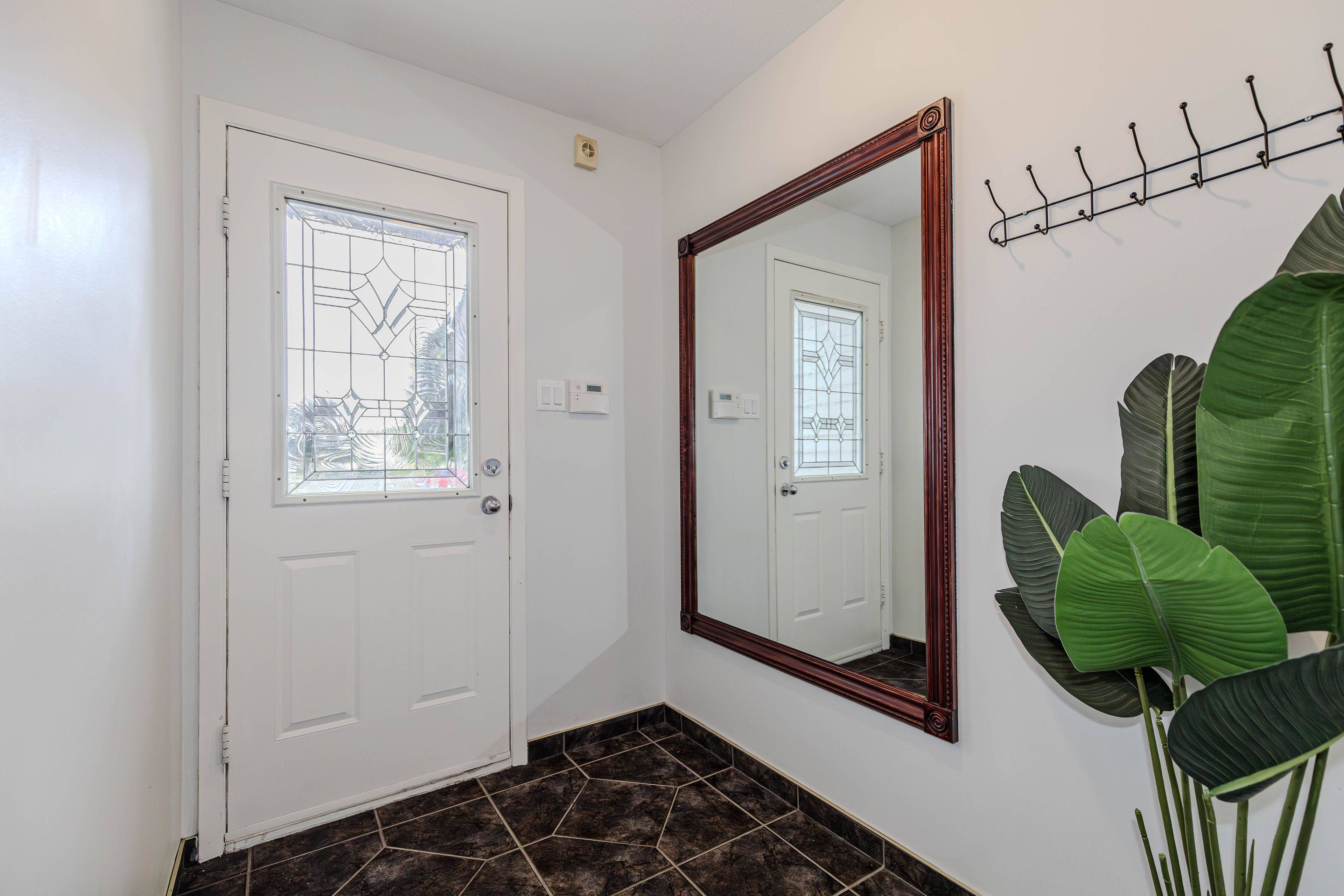 Kanata, ON K2L 2L1,30 Turret CT