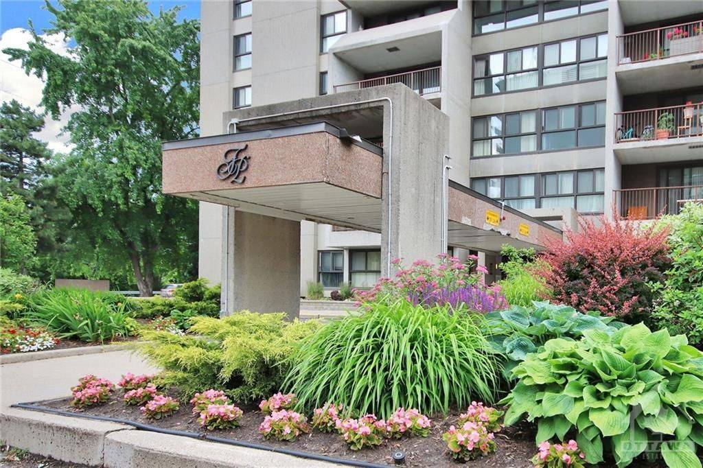 Alta Vista And Area, ON K1G 3T7,1785 Frobisher LN #2101