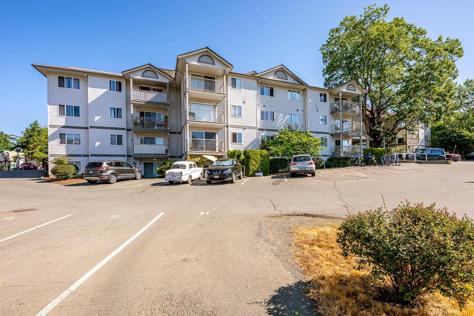 Courtenay, BC V9N 3R9,840 Braidwood Rd #309