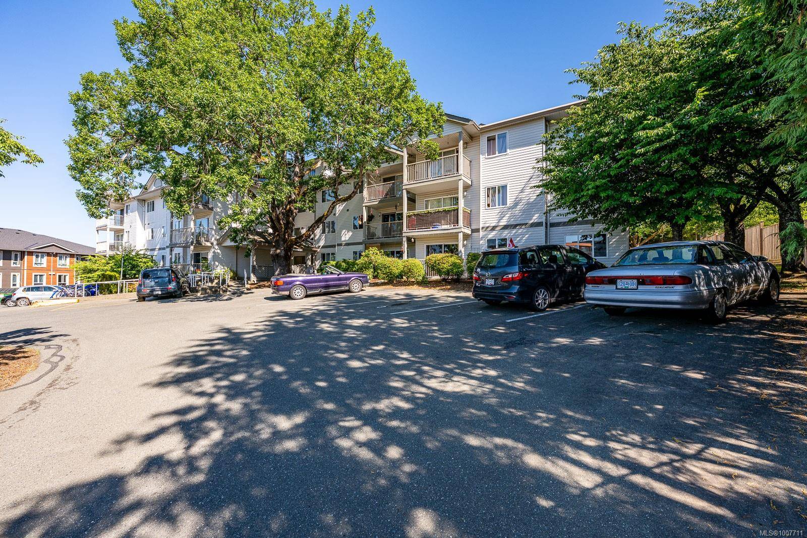 Courtenay, BC V9N 3R9,840 Braidwood Rd #309