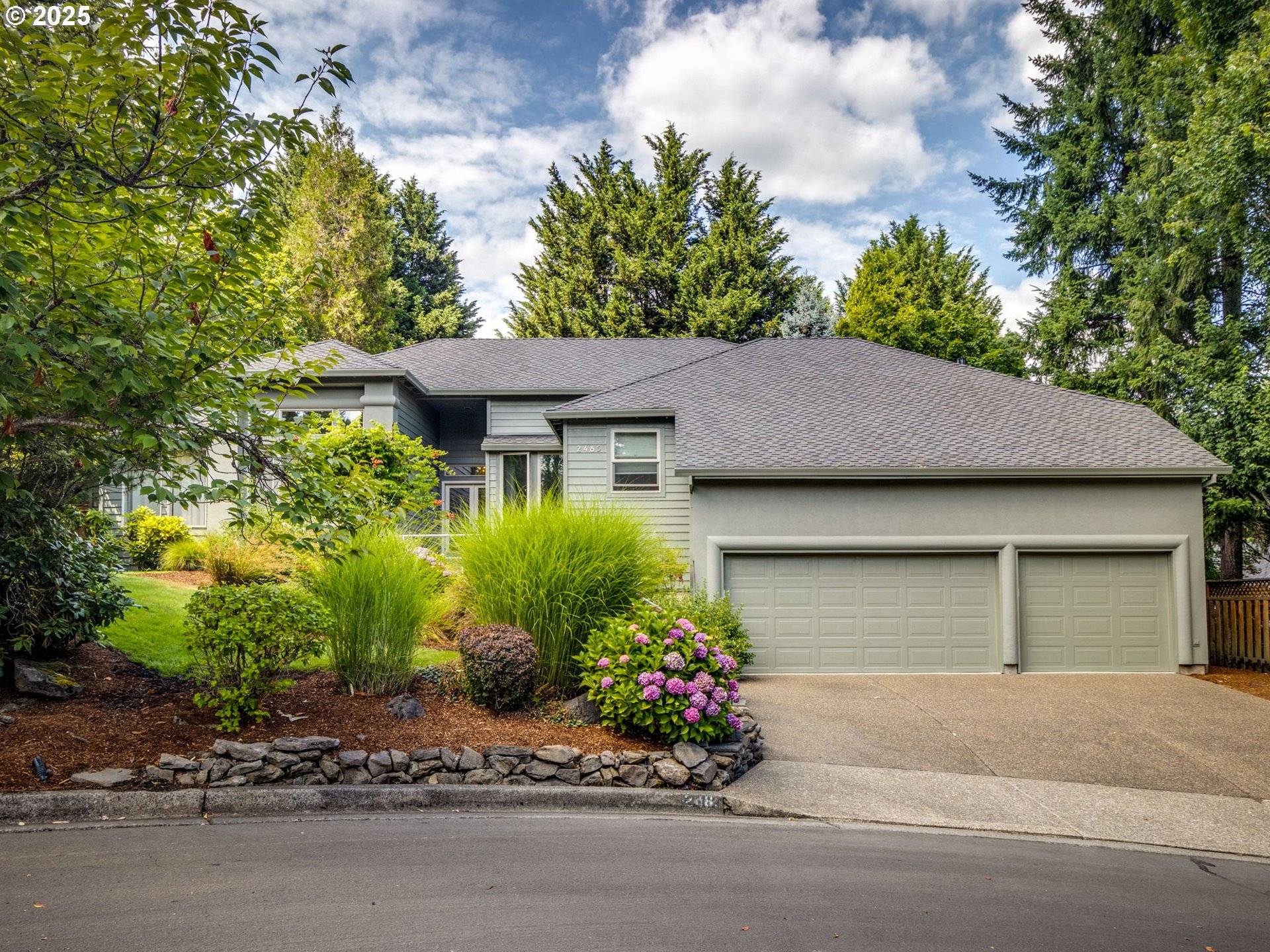 Lake Oswego, OR 97034,2485 MARYLSHIRE LN
