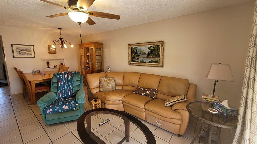 Lauderdale Lakes, FL 33313,2900 NW 46th Ave #202