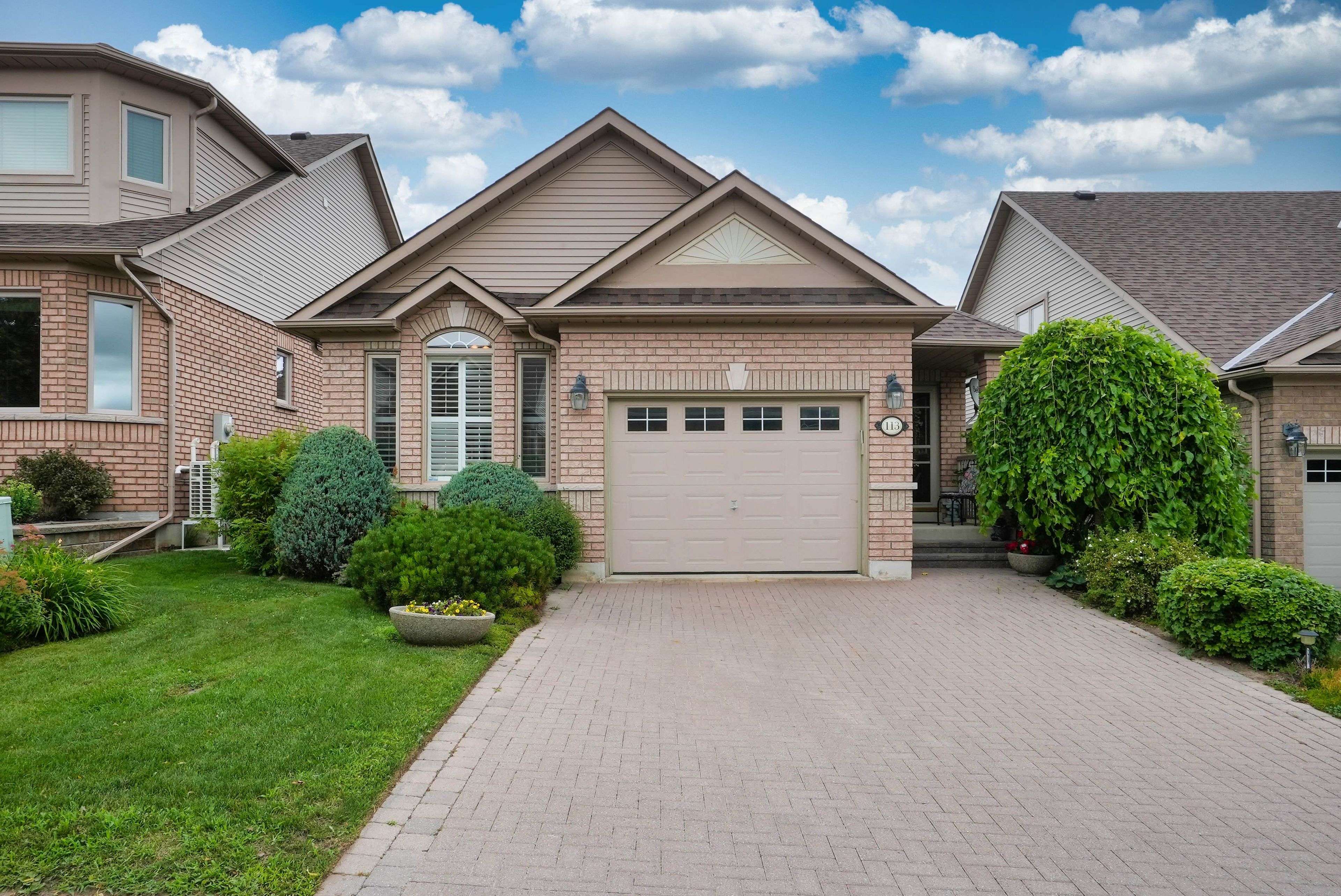 New Tecumseth, ON L9R 2G9,113 Sunset BLVD #31