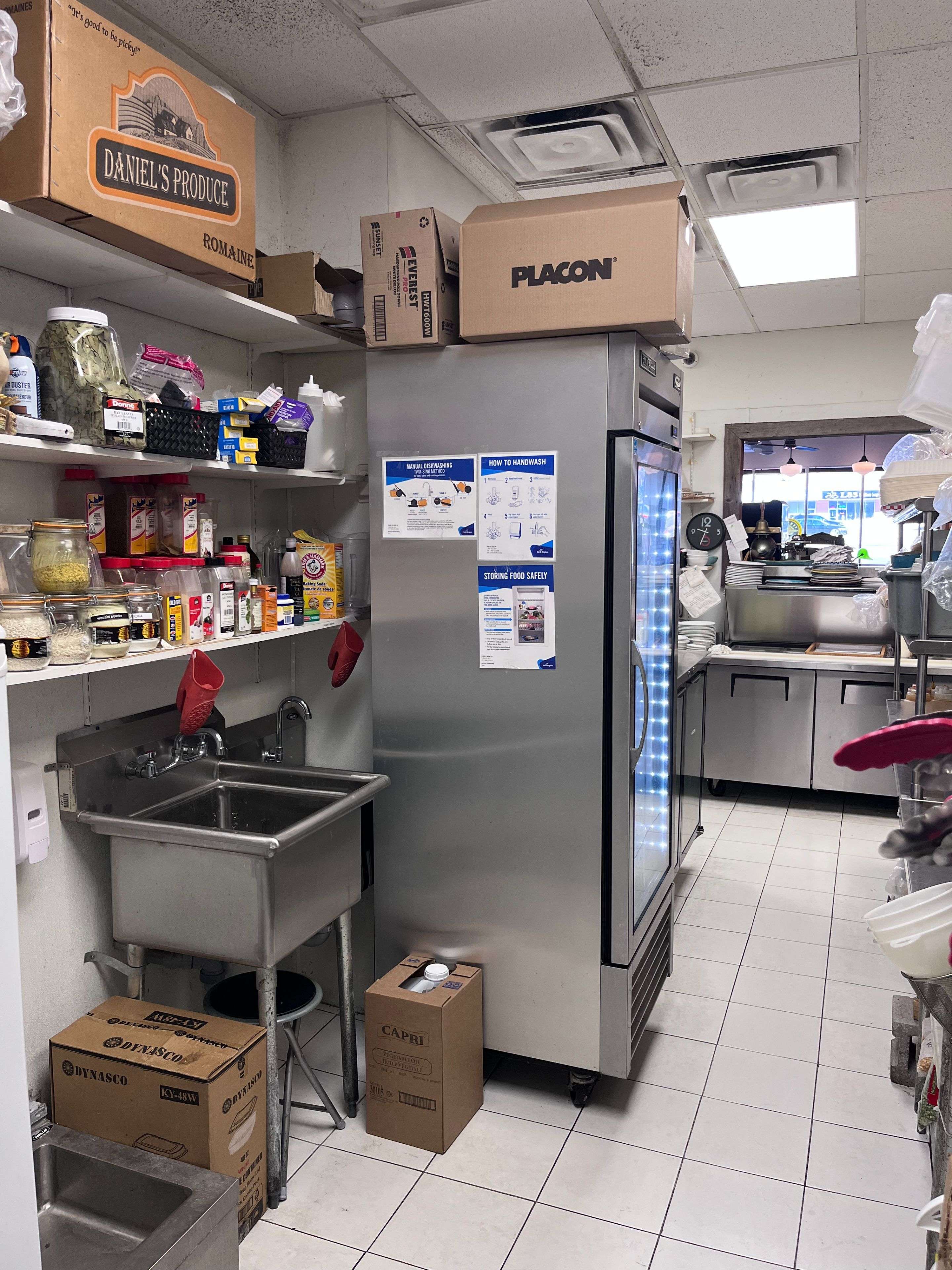 Vaughan, ON L4J 0A2,8707 Dufferin ST #22