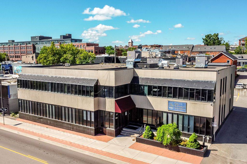Orillia, ON L3V 4R6,19 Front ST N