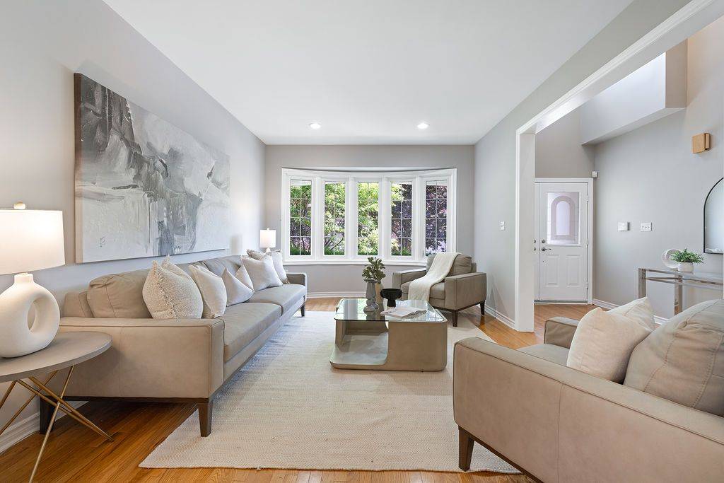 Oakville, ON L6H 6K5,1829 Glenvista DR