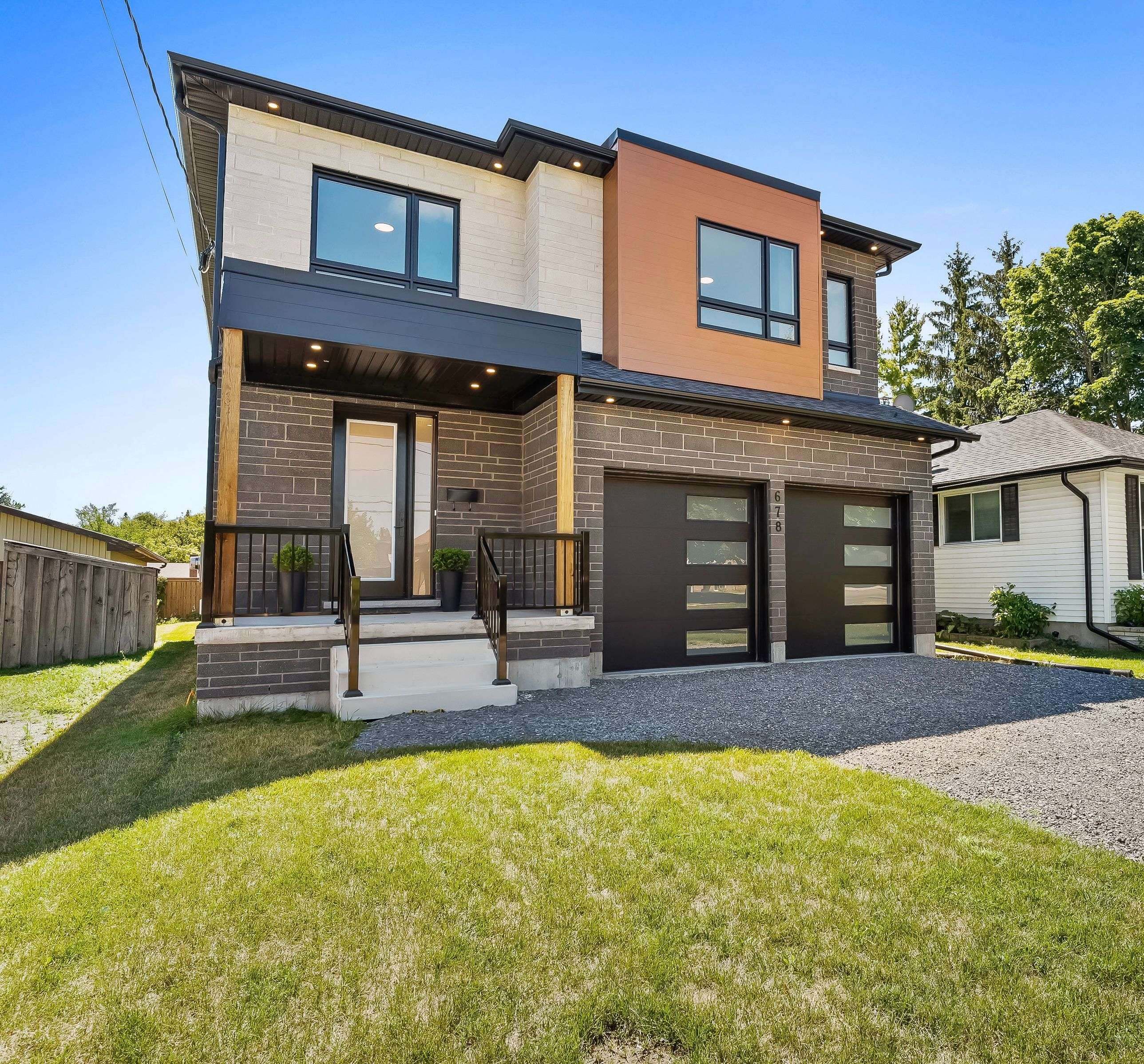 Peterborough South, ON K9J 7P9,678 Otonabee DR