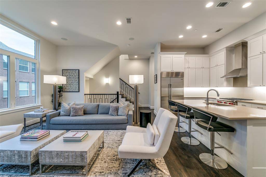 Dallas, TX 75204,2324 Centurion Court