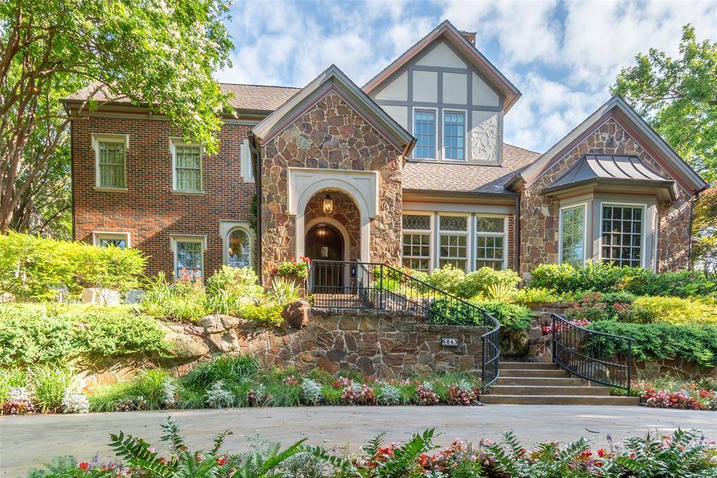 Dallas, TX 75214,6843 Lakewood Boulevard