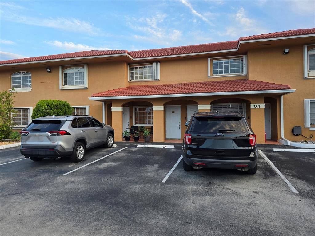 Hialeah, FL 33018,7811 W 36th Ave #202