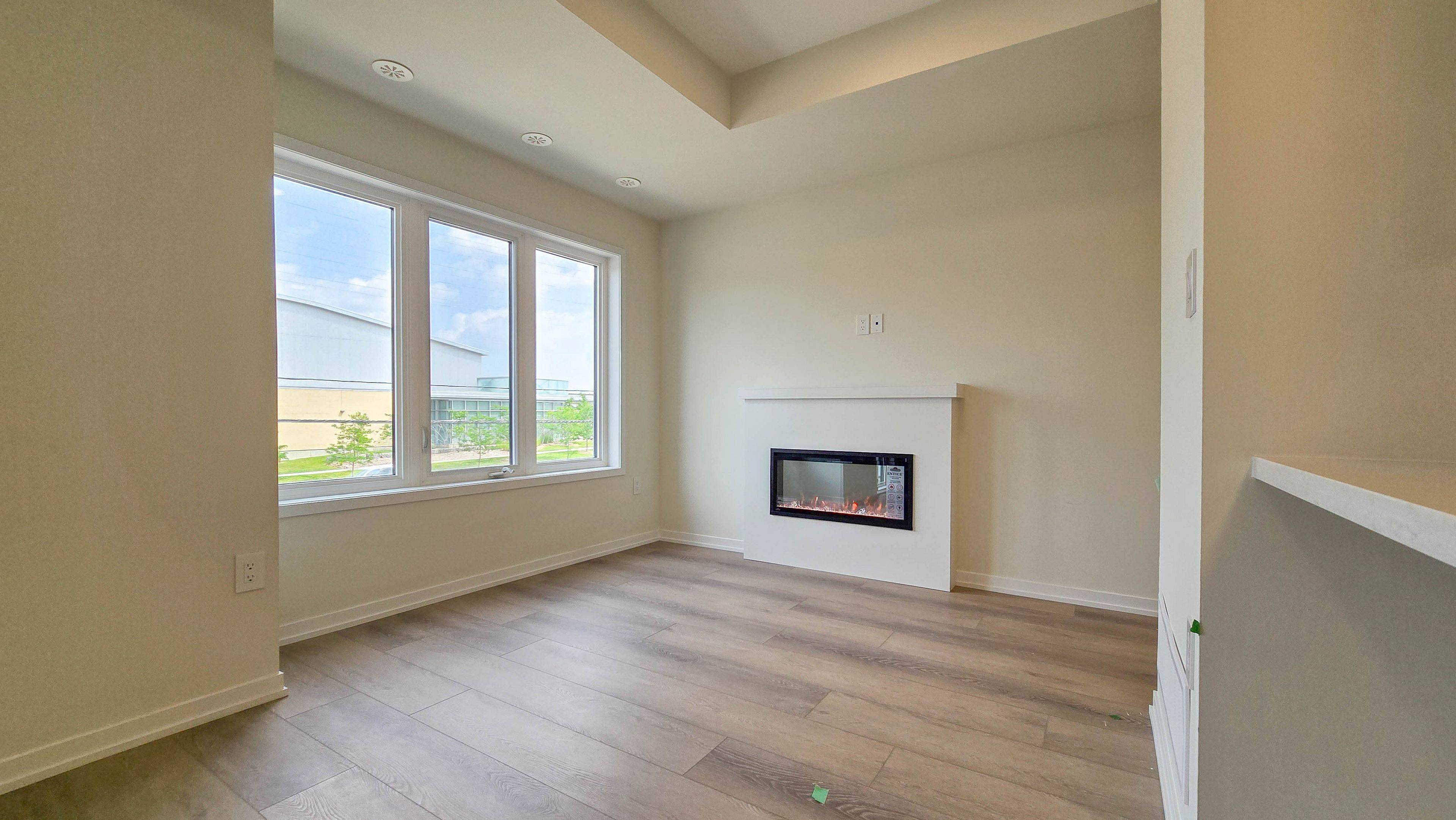 Richmond Hill, ON L4B 0H7,82 Matawin LN