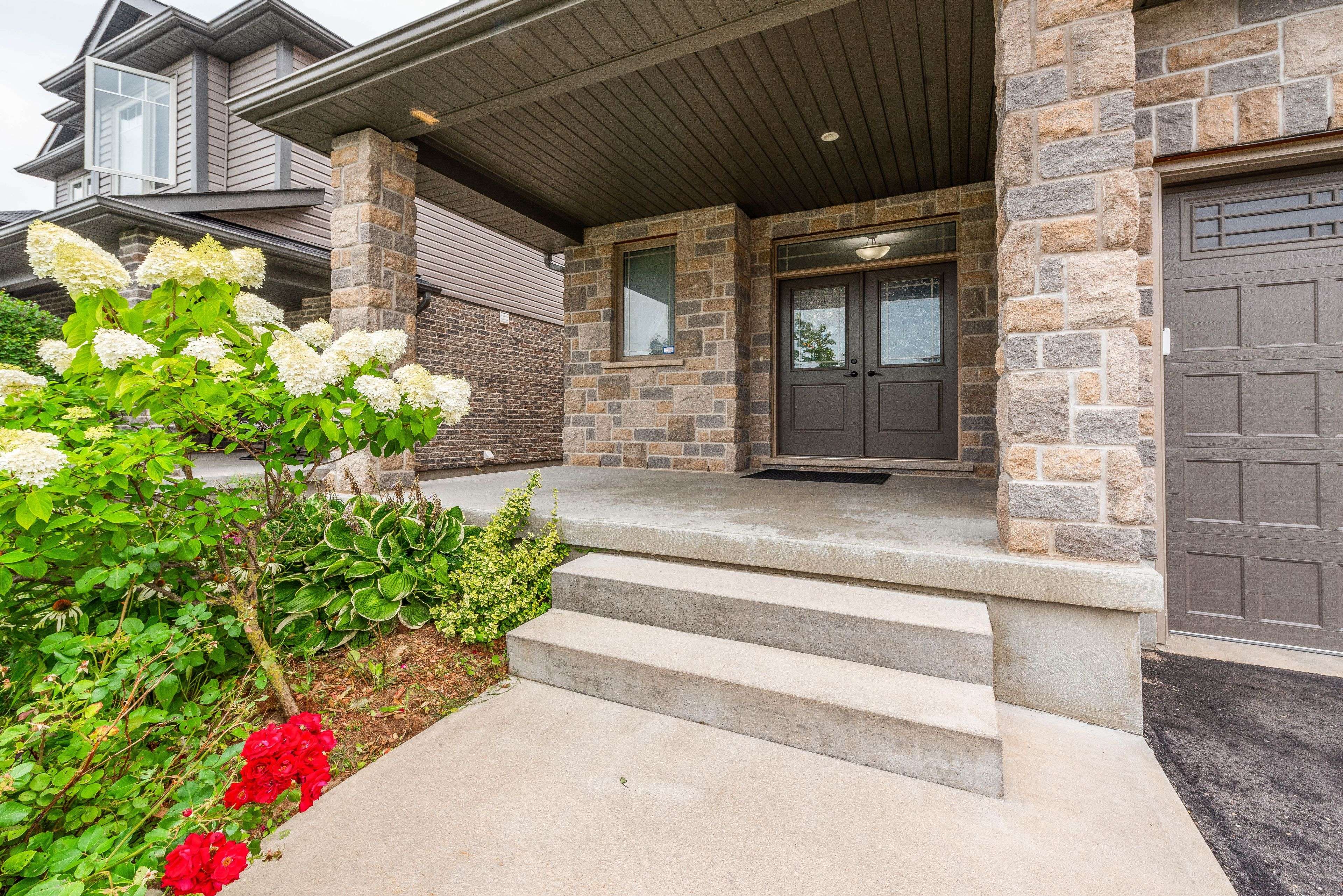 East Luther Grand Valley, ON L9W 6V1,25 Hilborn ST