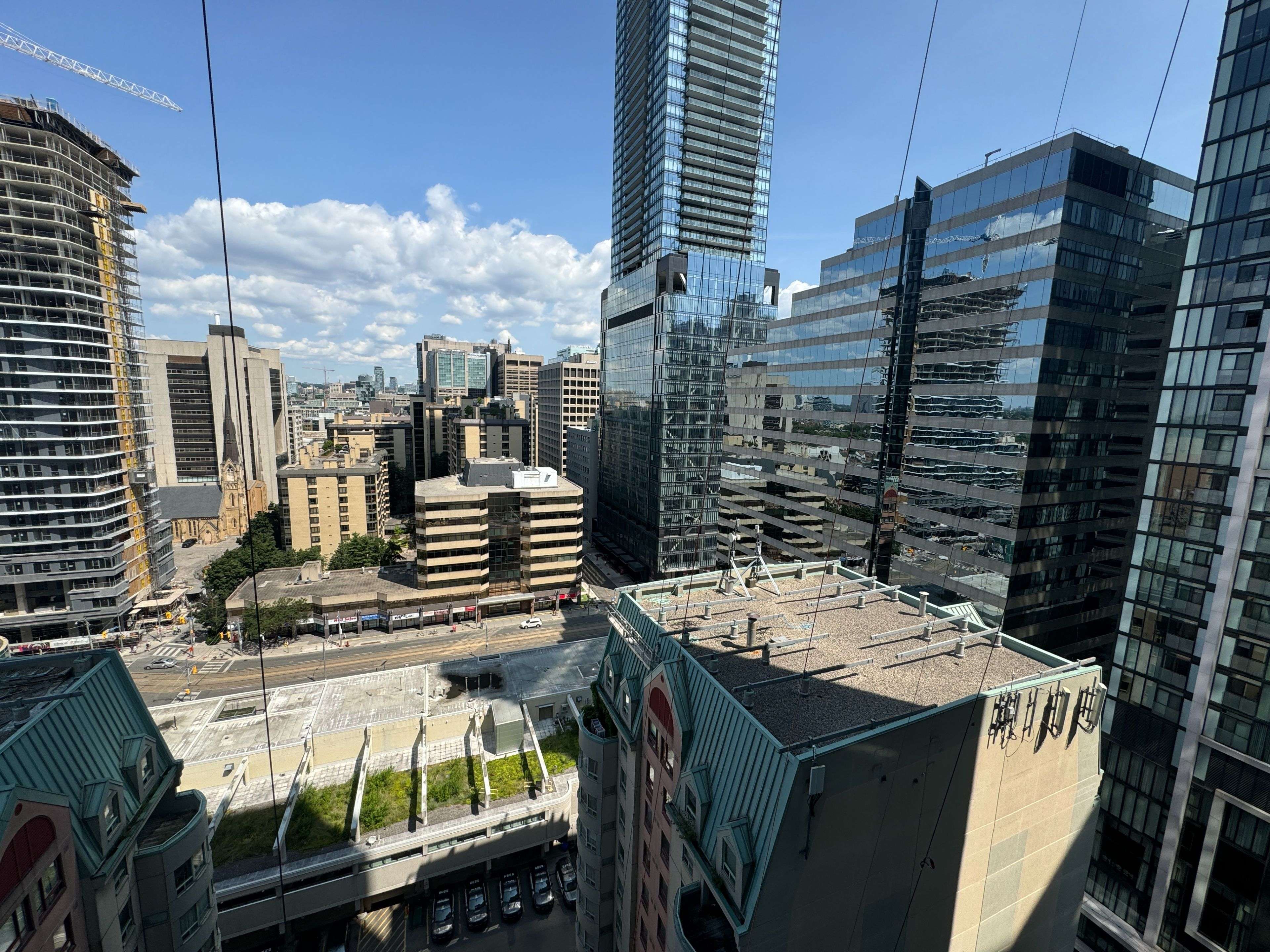 Toronto C01, ON M5T 0B8,238 Simcoe ST #1609