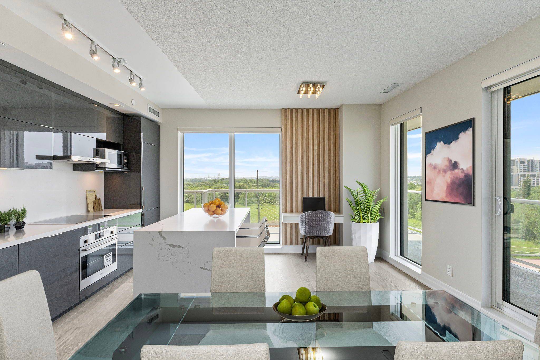 Markham, ON L6G 0G9,10 Rouge Valley DR W #722