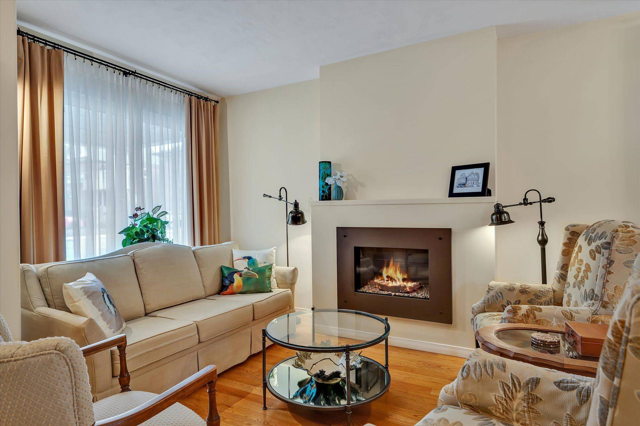 Peterborough, ON K9H 3E3,165 Edinburgh ST