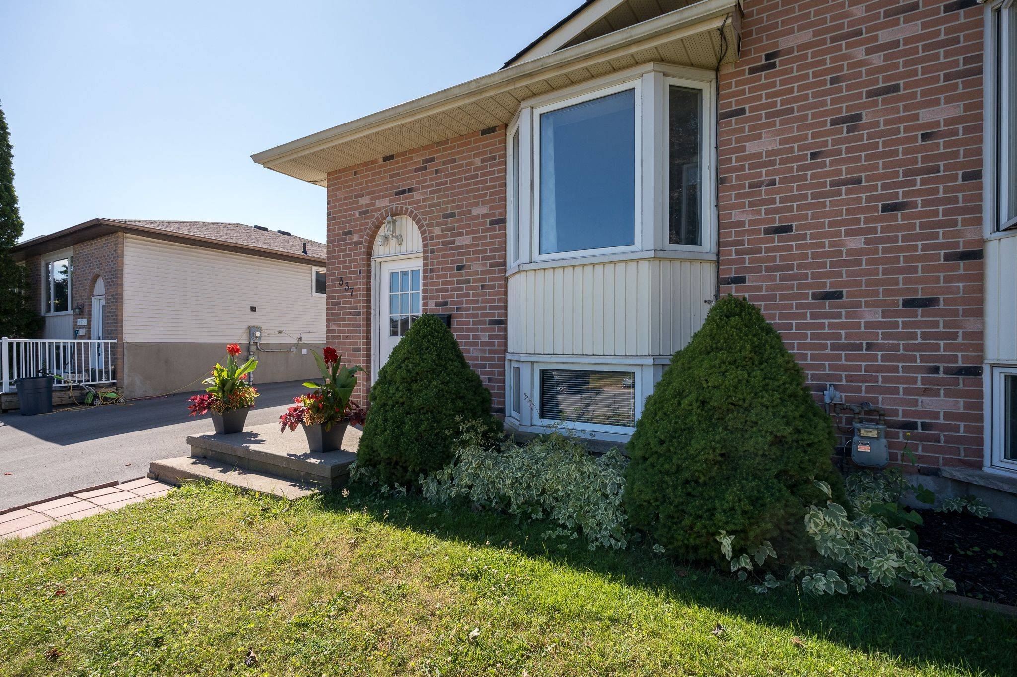 Kingston, ON K7M 8H8,337 Owens CRES