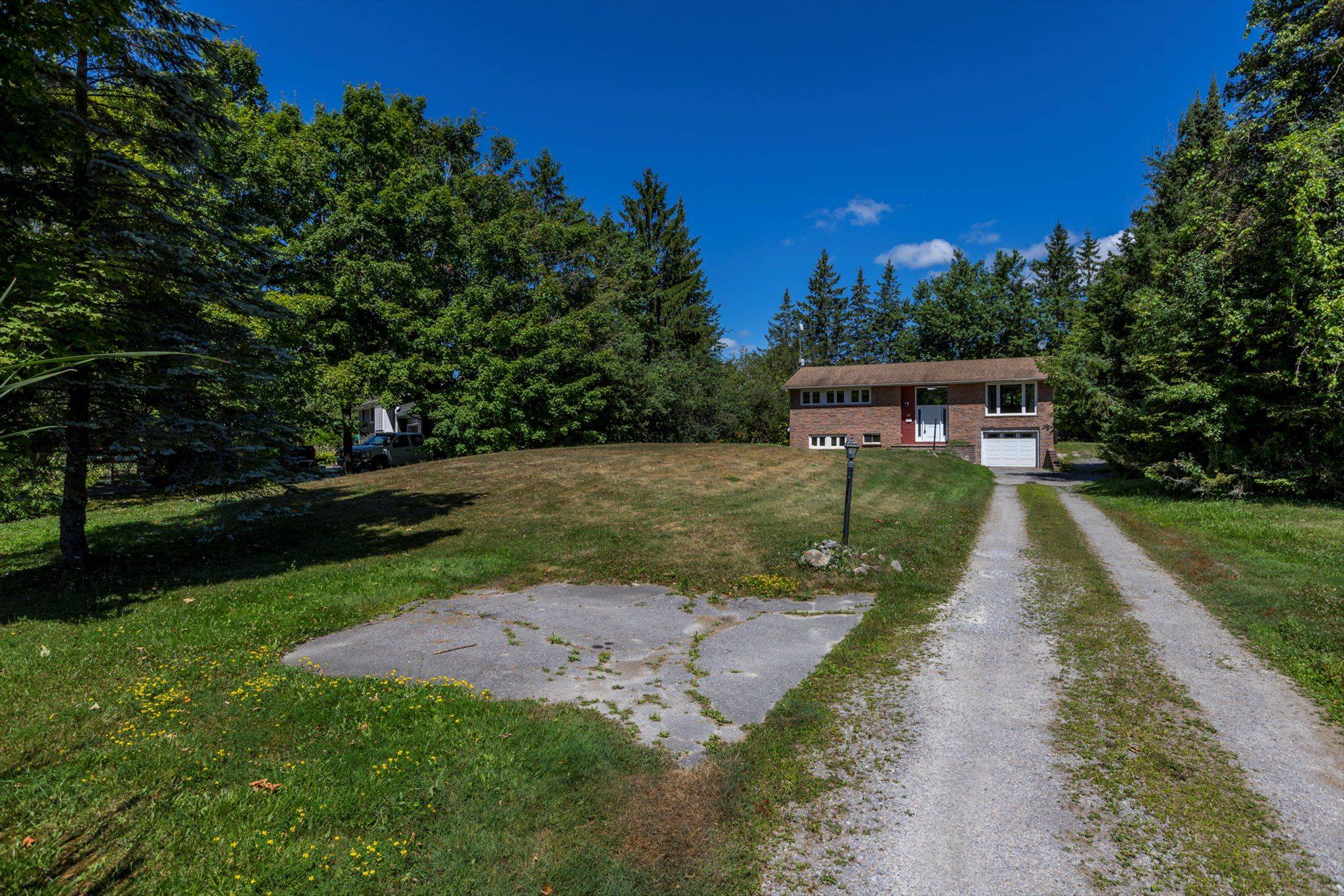 Kawartha Lakes, ON K0L 2W0,36 Emily Manor DR