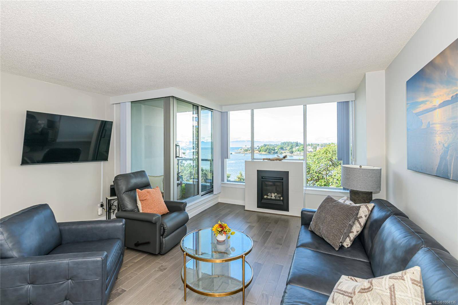 Victoria, BC V9A 7E9,325 Maitland St #505