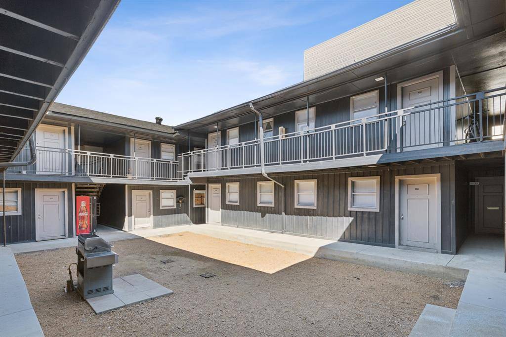 Dallas, TX 75203,308 E 8th Street