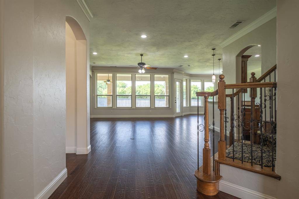 Arlington, TX 76001,2705 Shady Lane S