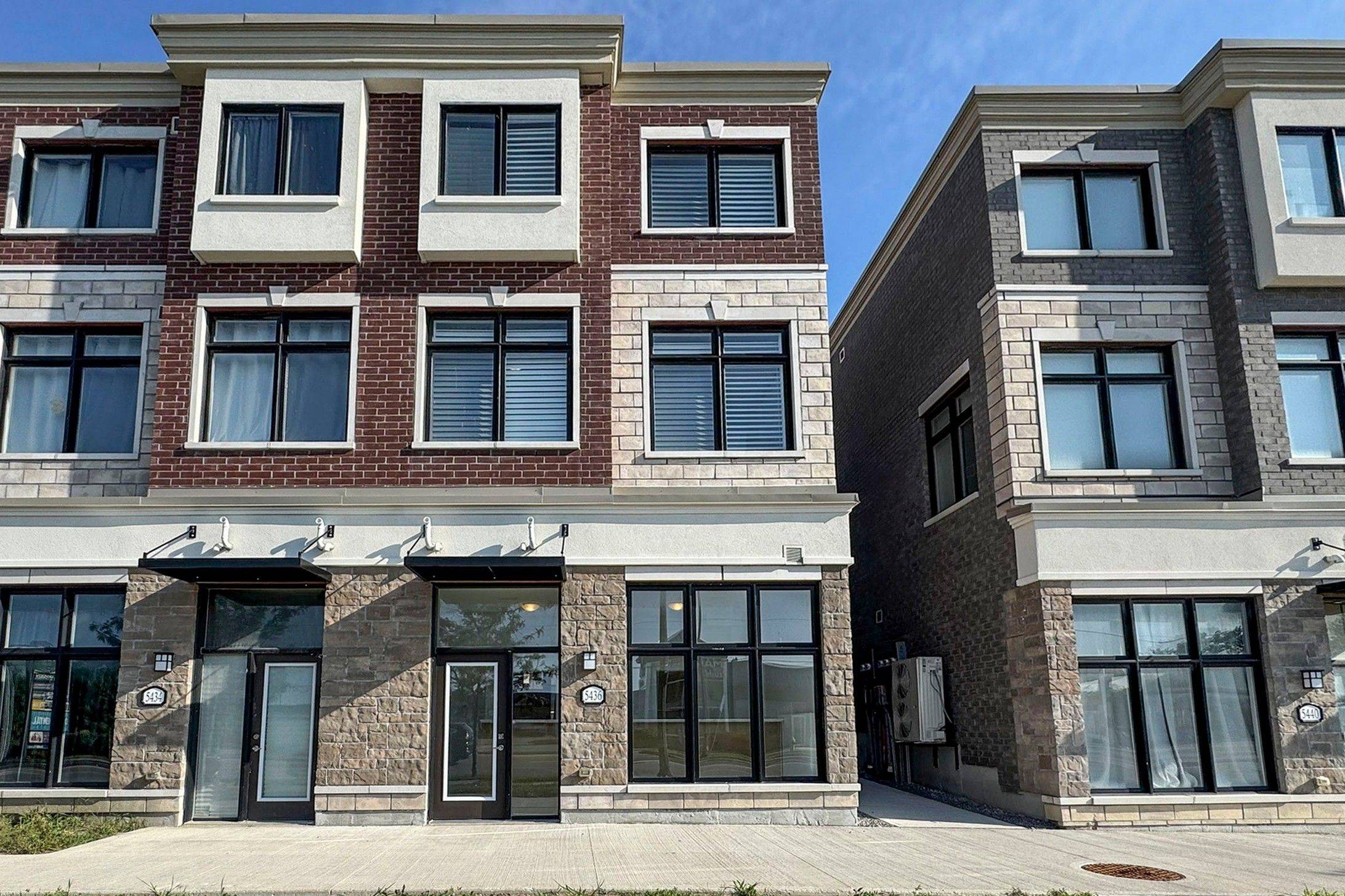 Whitchurch-stouffville, ON L4A 4W8,5436 Main ST