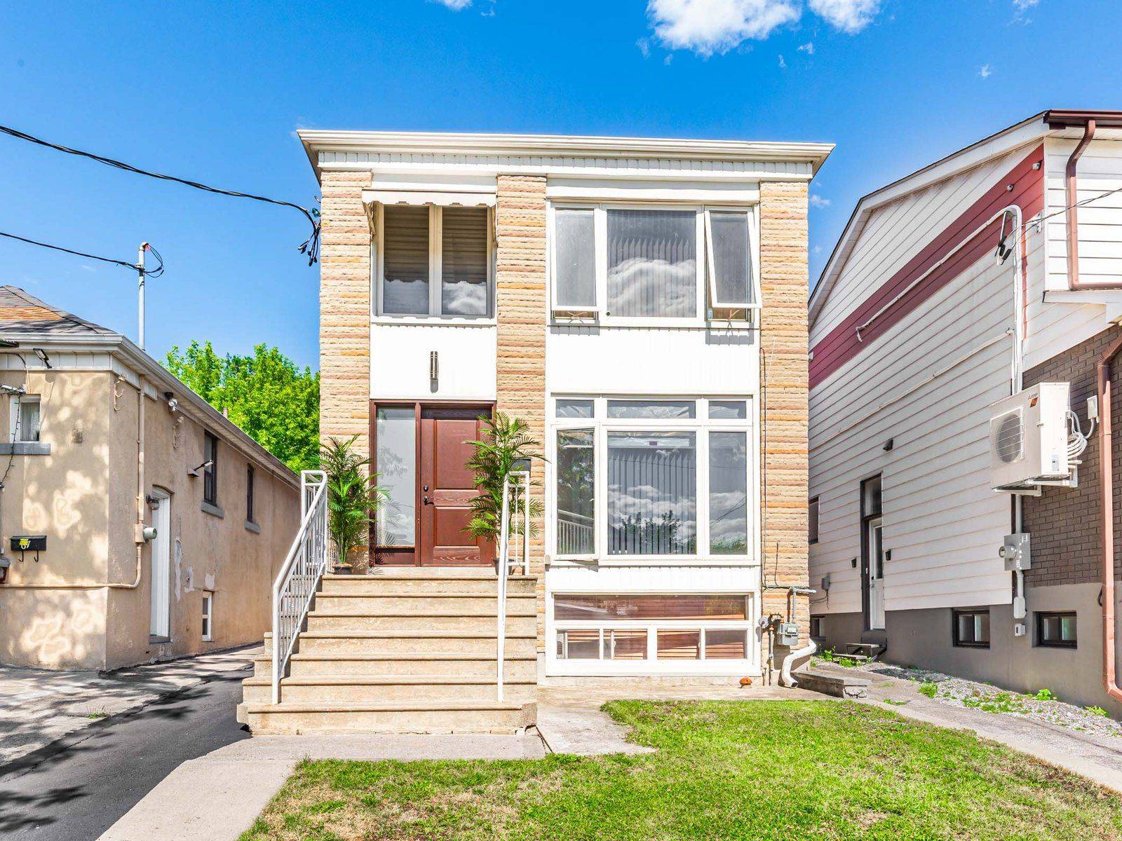 Toronto W03, ON M6E 4E3,65 Branstone RD