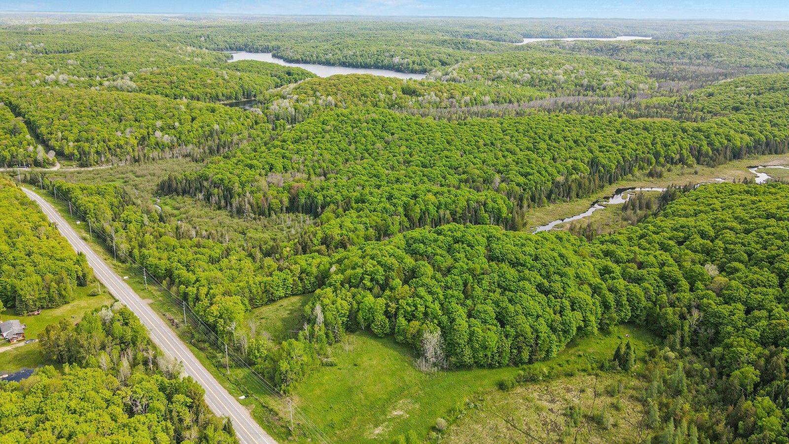 Highlands East, ON K0L 2Y0,Part 2 Highway 118 N/A
