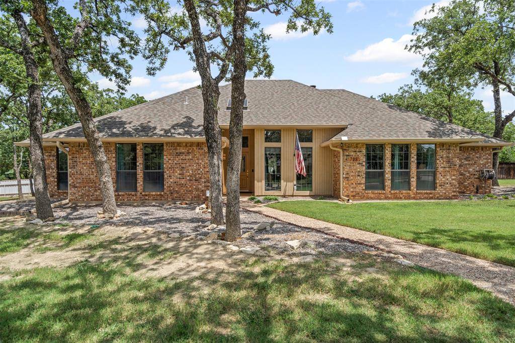 Kennedale, TX 76060,708 Shady Creek Drive