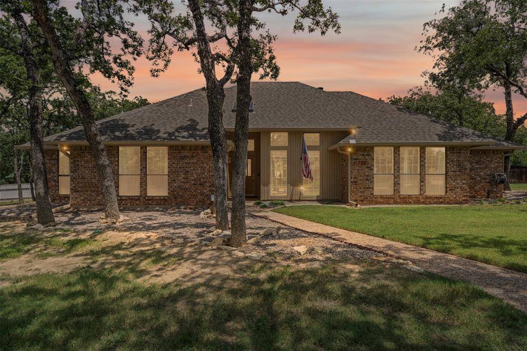 Kennedale, TX 76060,708 Shady Creek Drive