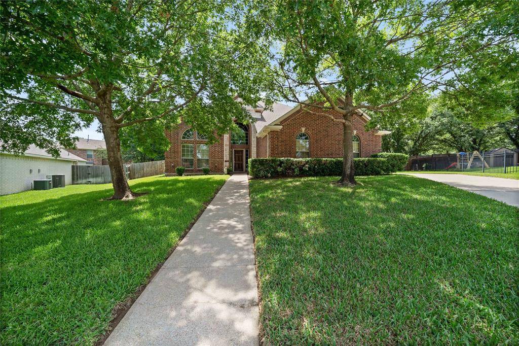 Arlington, TX 76001,3002 Oaklawn Court