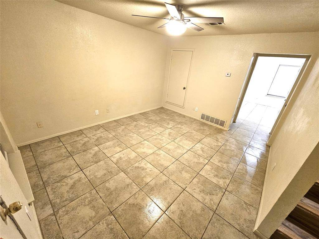 Keller, TX 76248,724 Bluebonnet Drive #B