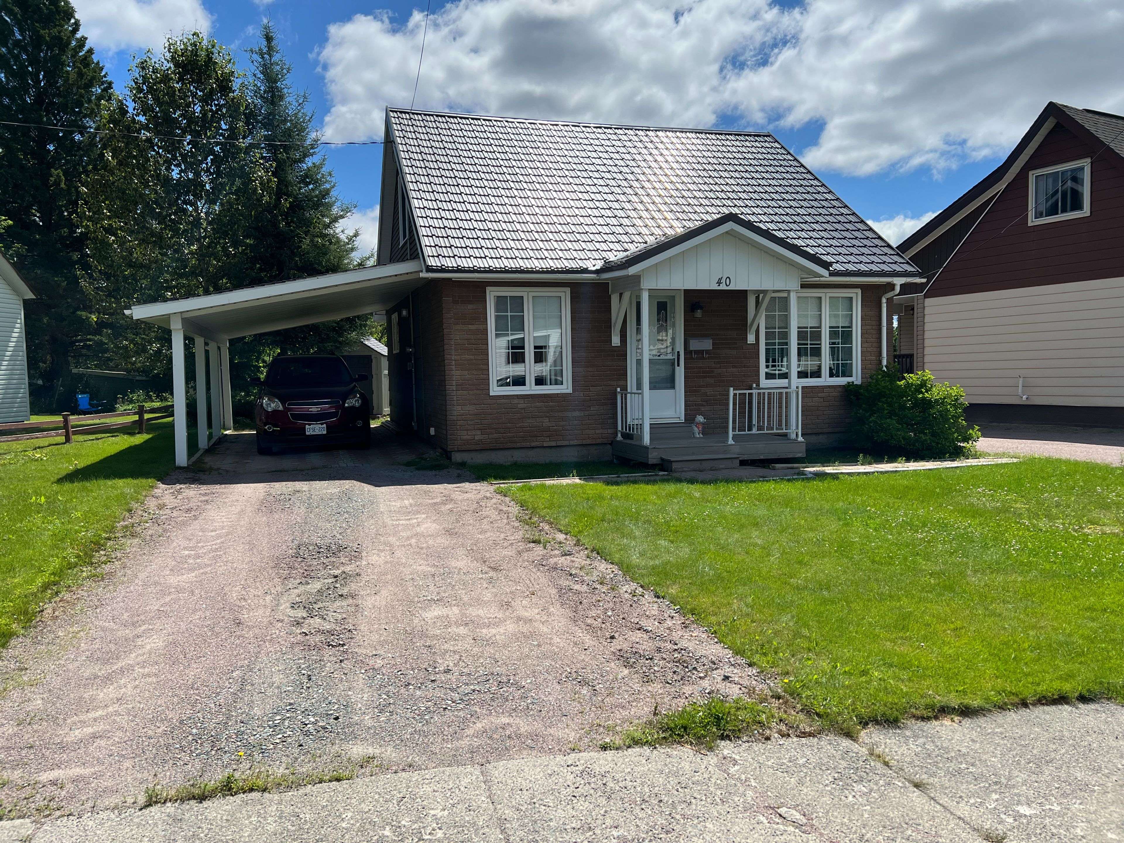 Kirkland Lake, ON P2N 1C2,40 Algonquin AVE
